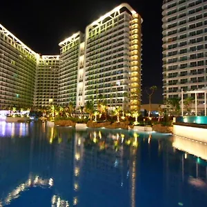 Azure C2 Balcony Wifi Near Mall Airport Multiple Units , Paranaque City Philippines