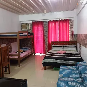 Mhavic Family ,group Friend Good For 6 Guest , Paranaque City Philippines