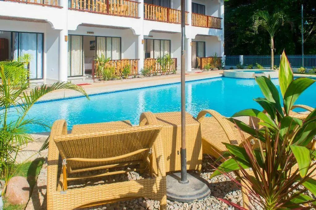 Alona Vida Beach Hill Resort location